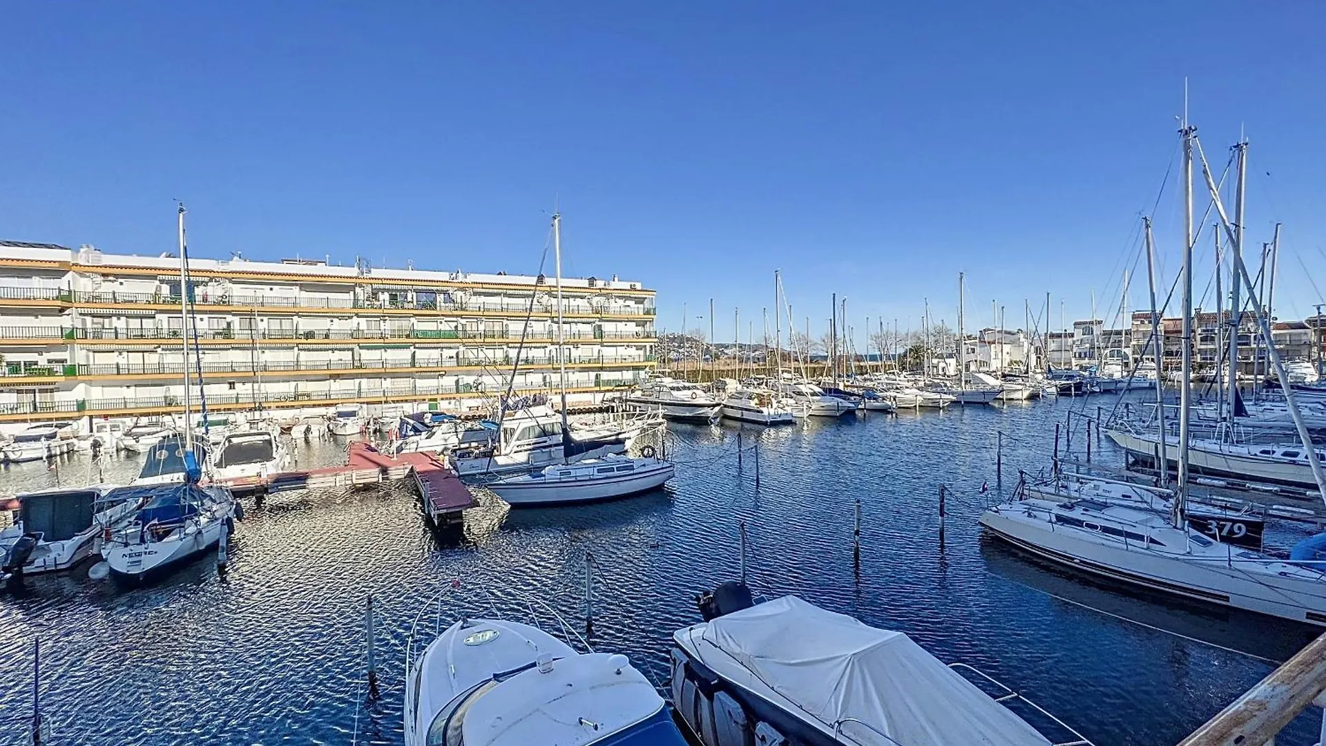 Port Moxo 21 Apartment Empuriabrava 0*,  Spain